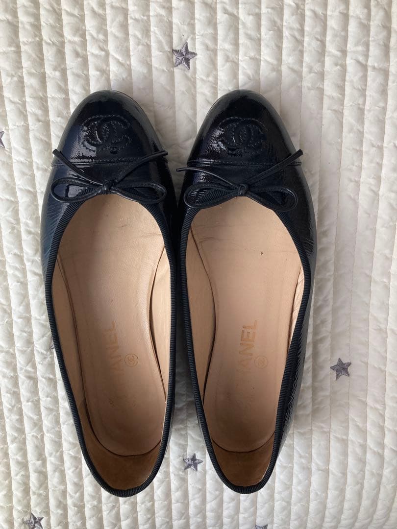 CHANELシャネル ココマーク パテントレザー フラットパンプス37 ブラック