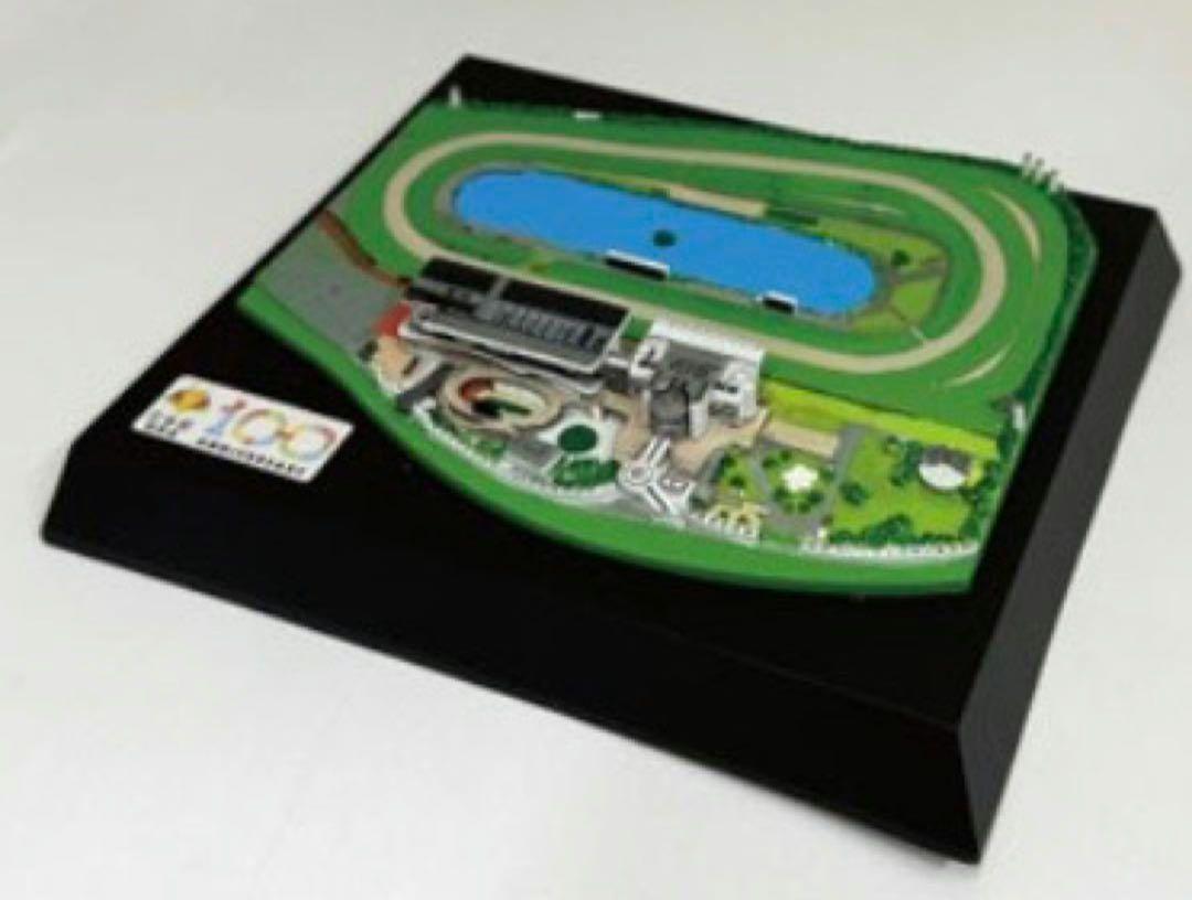 京都競馬場 ジオラマ 限定品 m*6様 JRA 京都競馬場 開設100周年記念 ジオラマ模型 - メルカリ