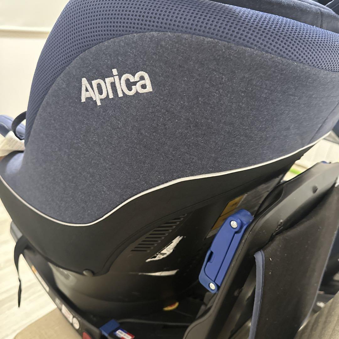 チャイルドシート　アップリカ　ISOFIX クルリラ