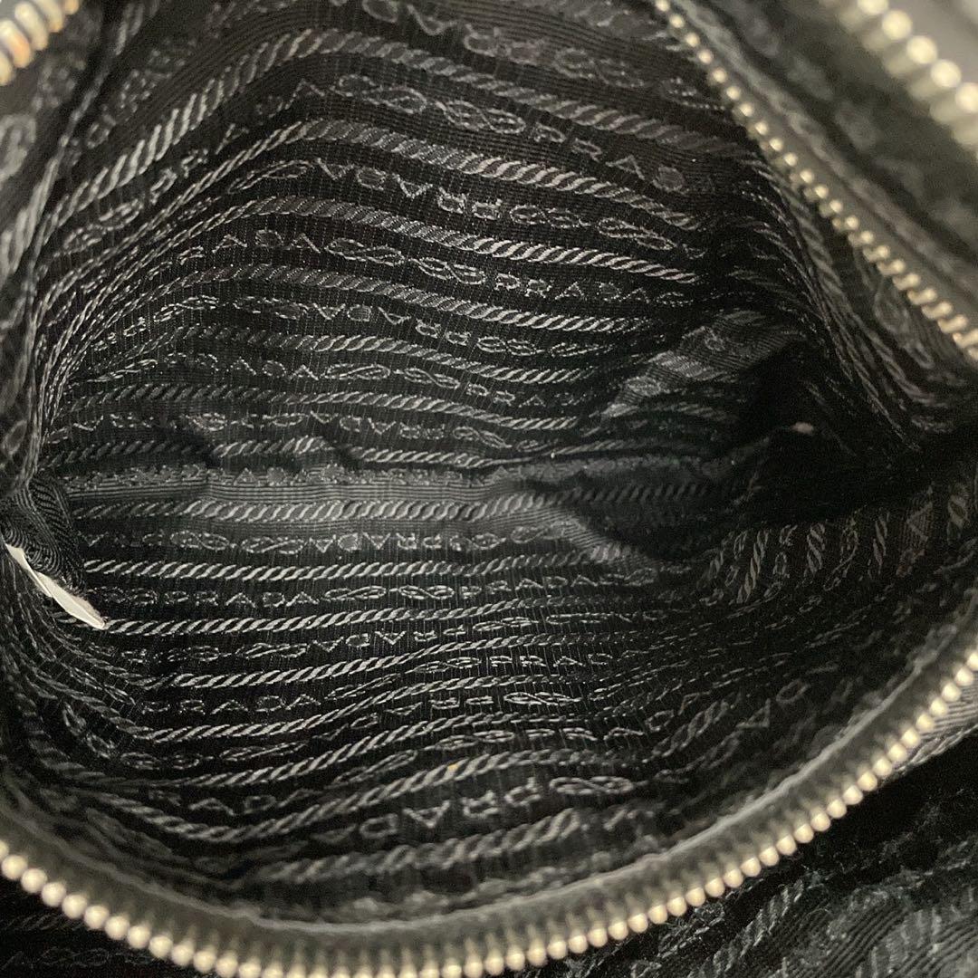 極美品 プラダ 三角ロゴ ナイロン 黒 カメラバッグ ショルダー