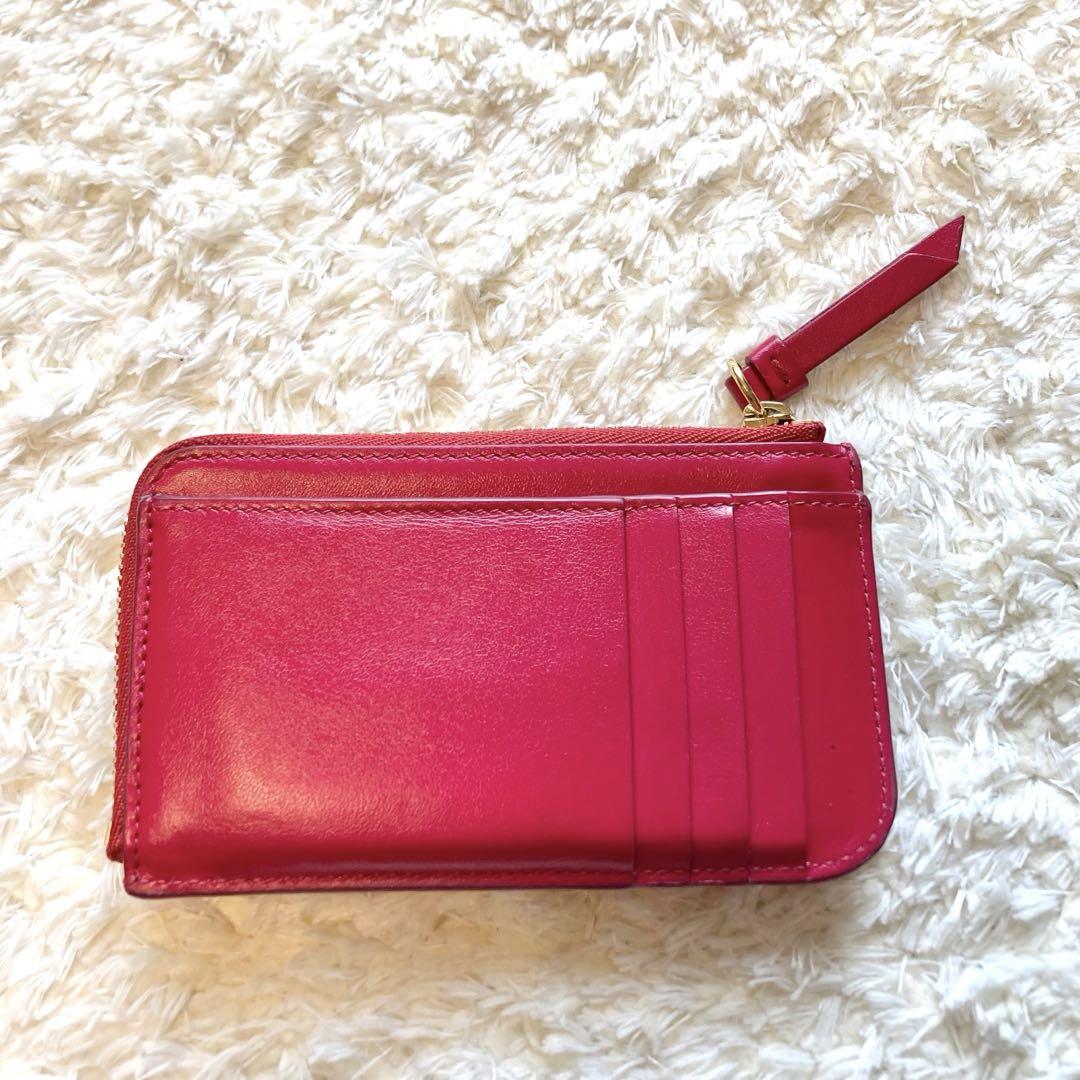 Chloe レザー フラグメントケース ロゴ 本革 ピンク