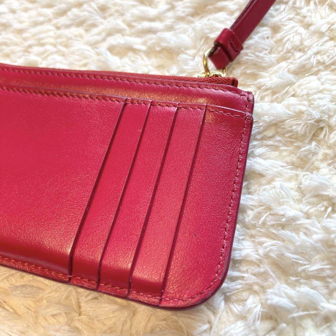 Chloe レザー フラグメントケース ロゴ 本革 ピンク