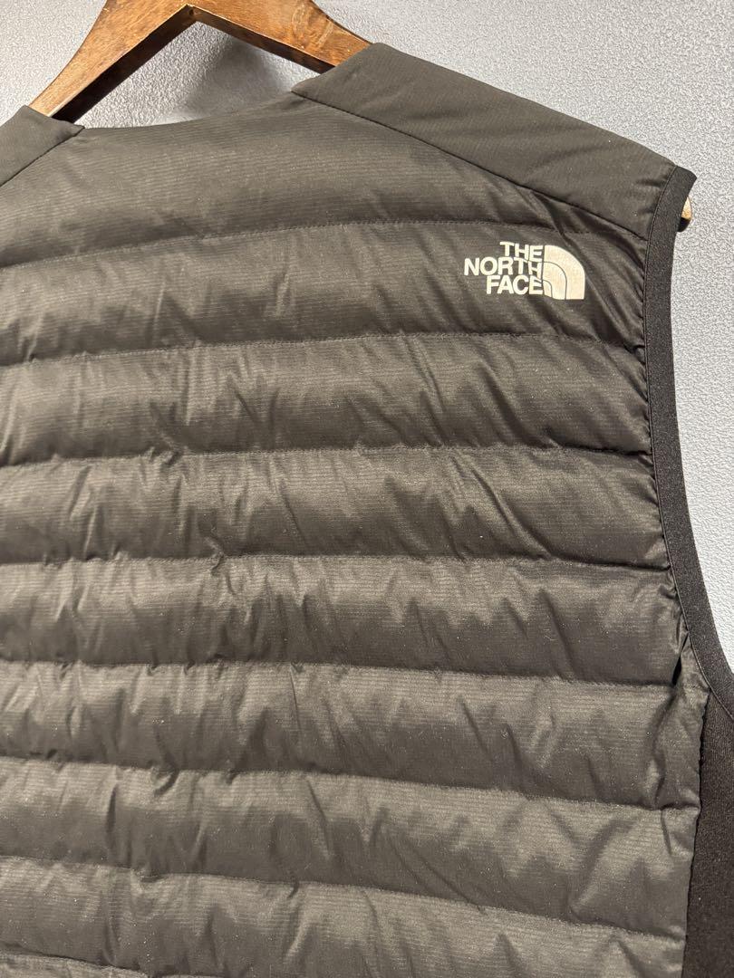 美品 THE NORTH FACE レッドランベスト Lサイズ　 NY81972