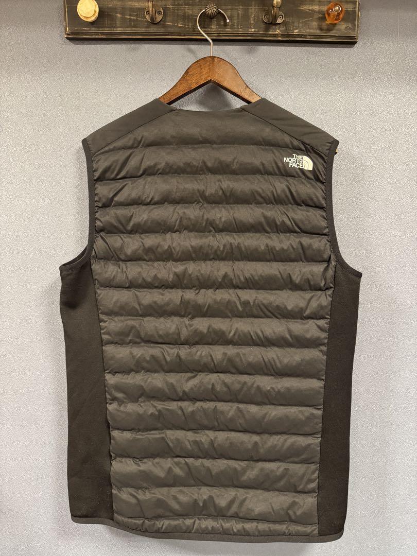 美品 THE NORTH FACE レッドランベスト Lサイズ　 NY81972