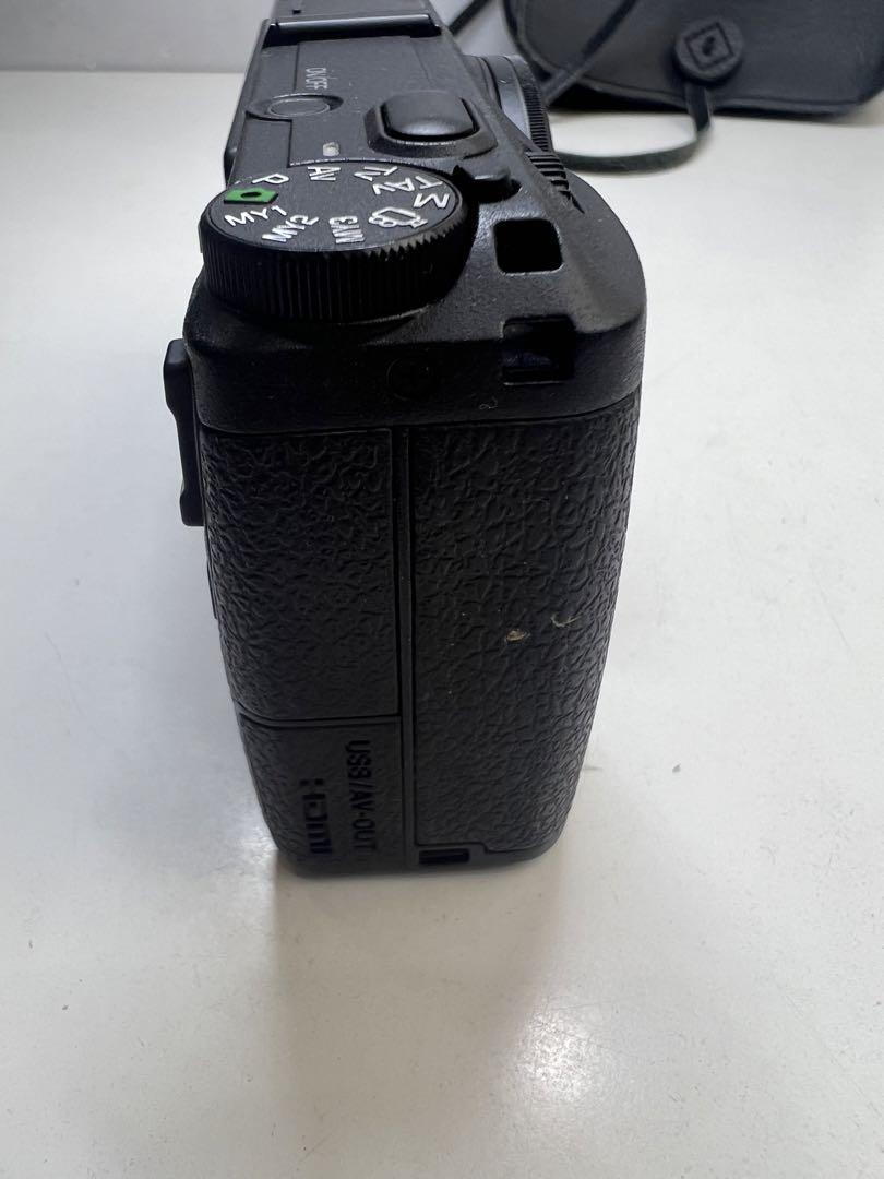 Y18【RICOH/リコー】初代GR デジカメ 充電器　ケーブル　ソフトケース付