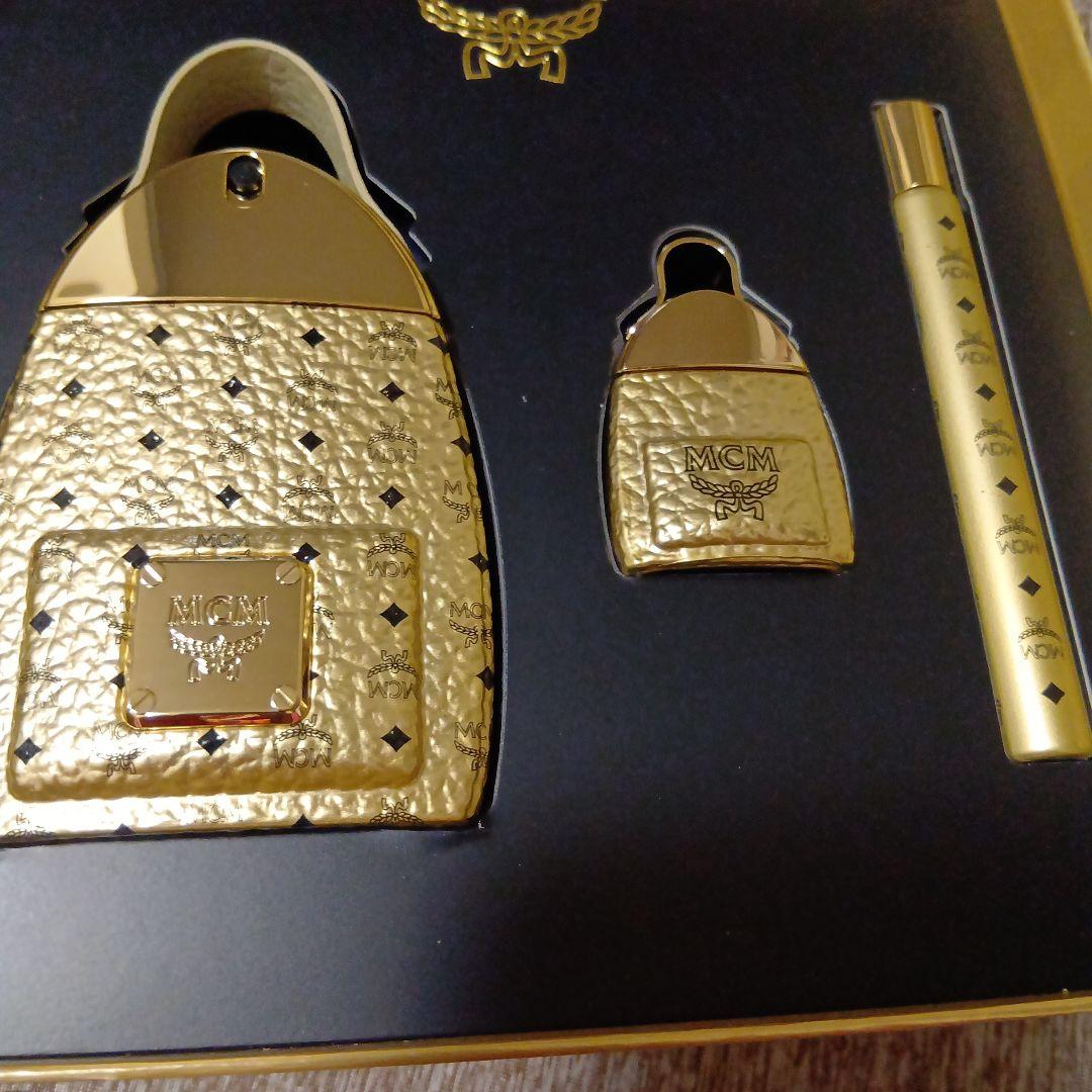 MCM ウルトラ オーデパルファム コフレ MCM ウルトラ オーデパルファム コフレ