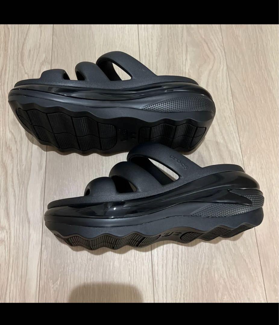 crocs メガ クラッシュ トリプル ストラップ 厚底 サンダル