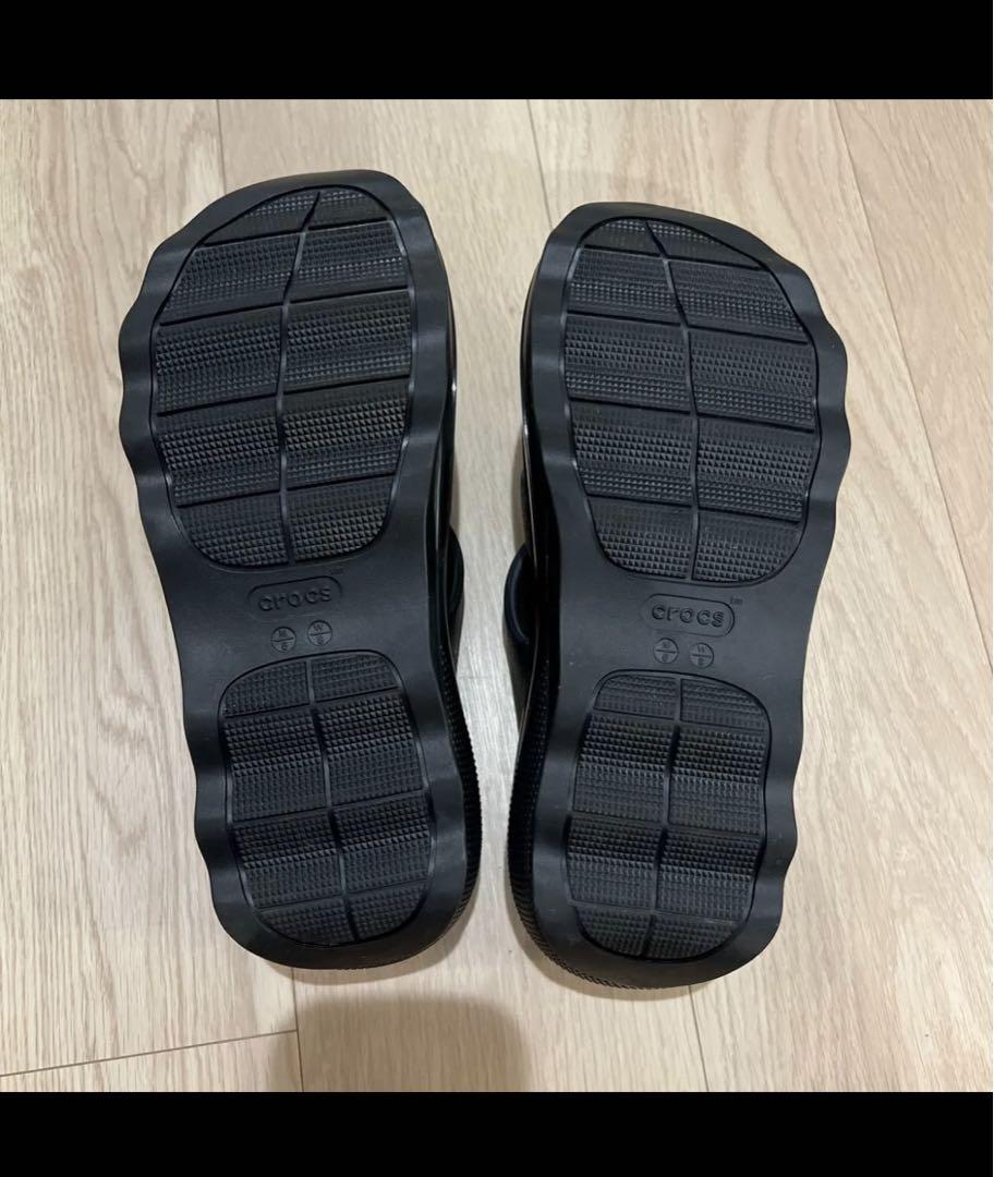 crocs メガ クラッシュ トリプル ストラップ 厚底 サンダル