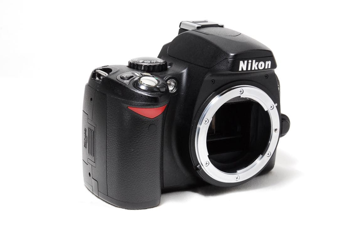 Nikon D40 一眼レフレンズキット ✨初心者にオススメ✨ 入門モデル Nikon D40 一眼レフレンズキット ✨初心者にオススメ✨ 入門モデル