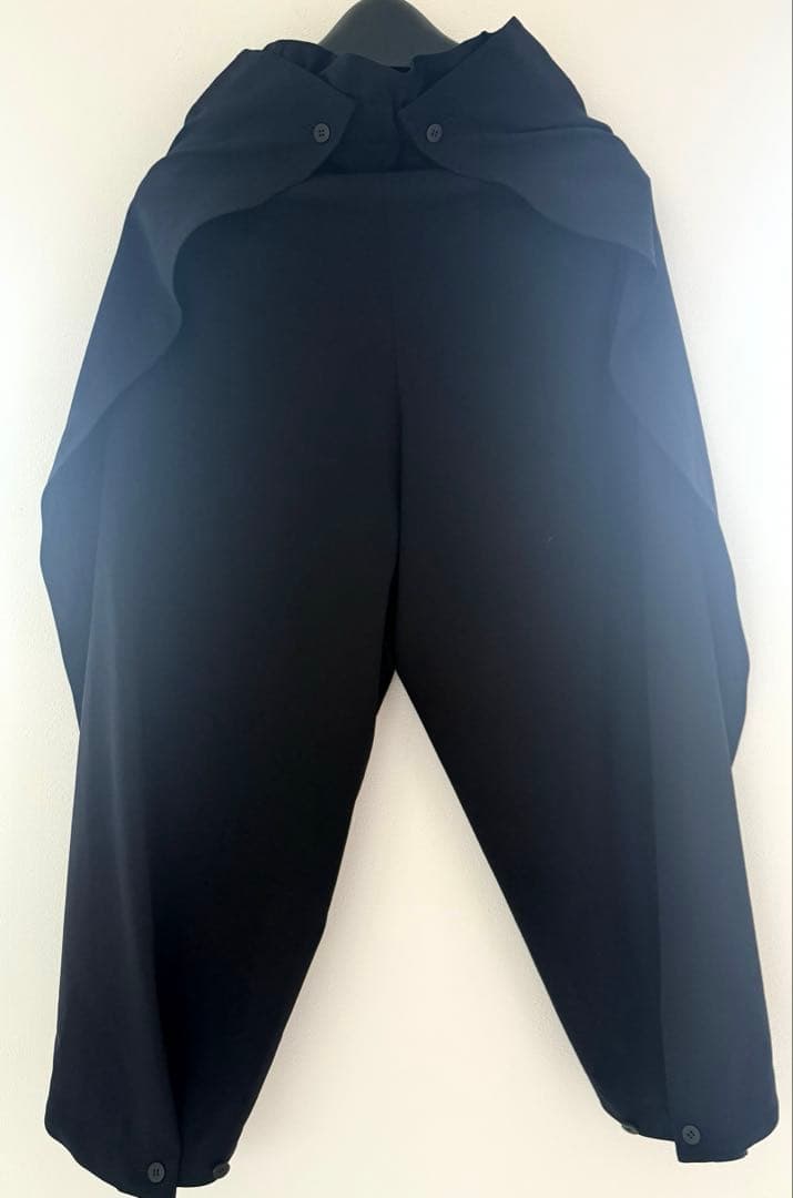 完売issey miyake round pants Black 25ss