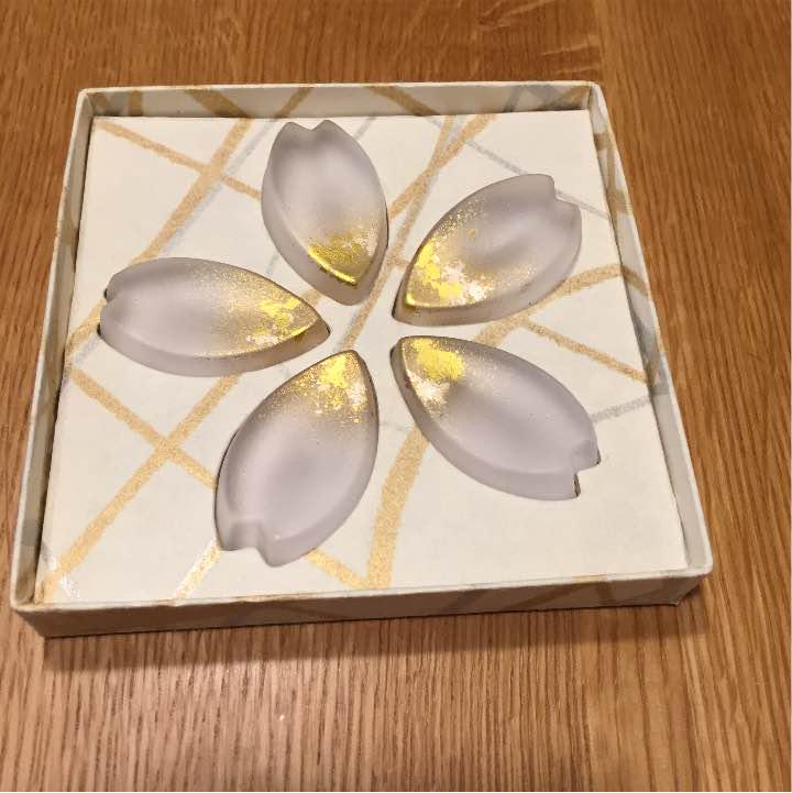 箸置き 金箔桜花びら