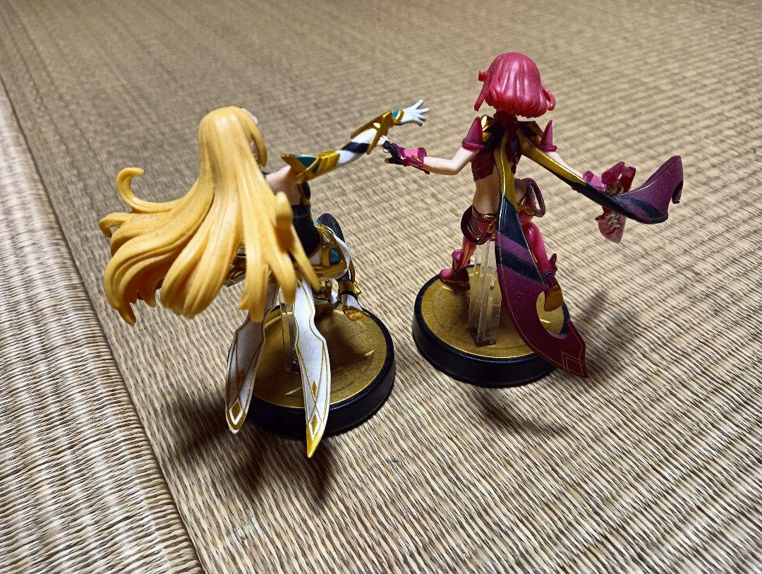 amiibo ダブルセット ホムラ/ヒカリ 大乱闘スマッシュブラザーズ