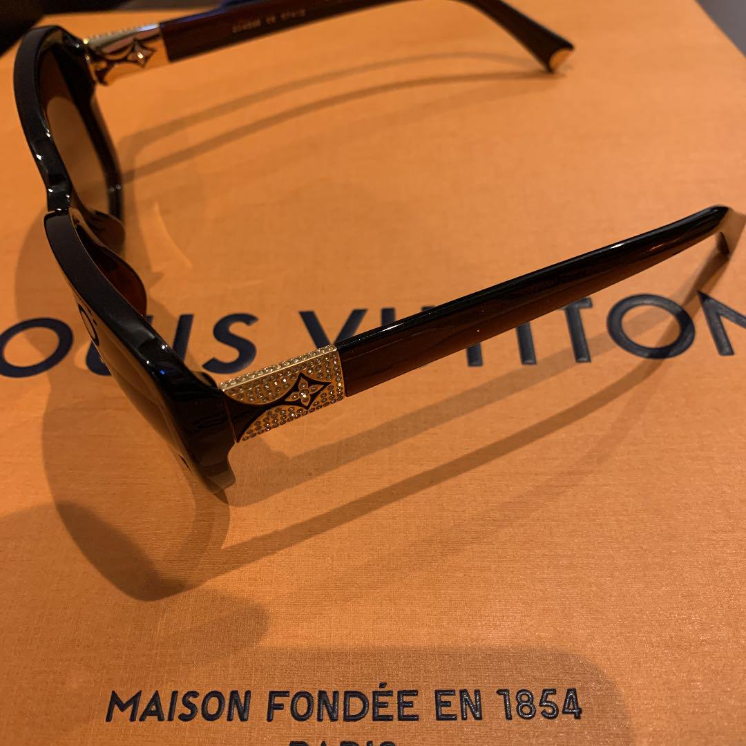 LOUISVUITTONサングラス