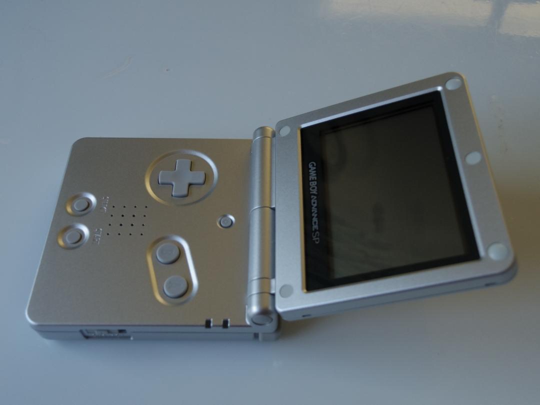 ゲームボーイアドバンスSP