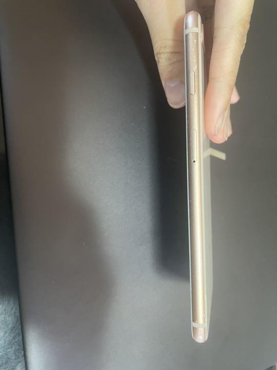 iPhone 8 Plus Gold 64 GB SIMロック解除price
