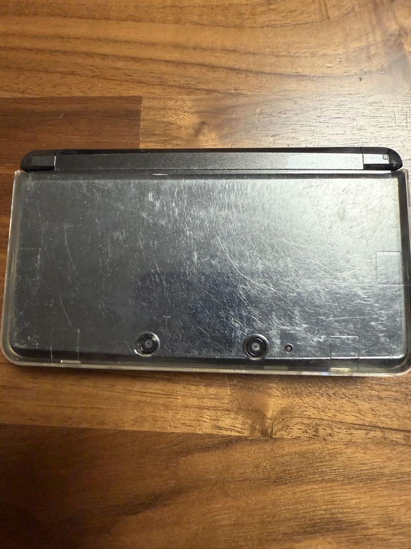 ニンテンドー3DS 本体　ジャンク品 4,650円