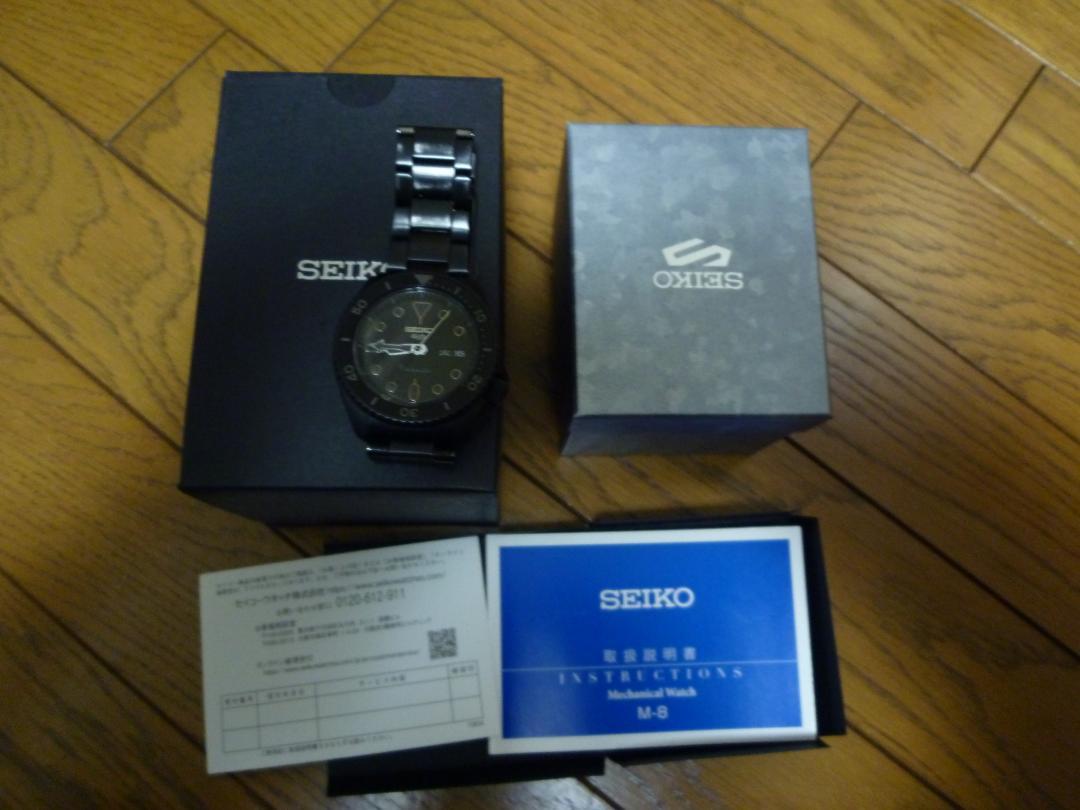 ケースサイズSeiko 5 Sports  SBSA075　オールブラックメタルバンドモデル