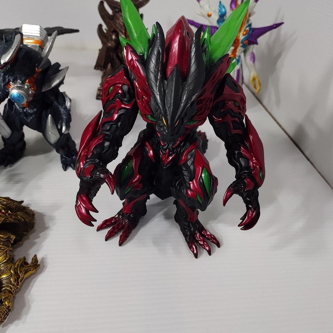 ウルトラ怪獣DX ライブサイン付き怪獣ソフビセット 30cm程の