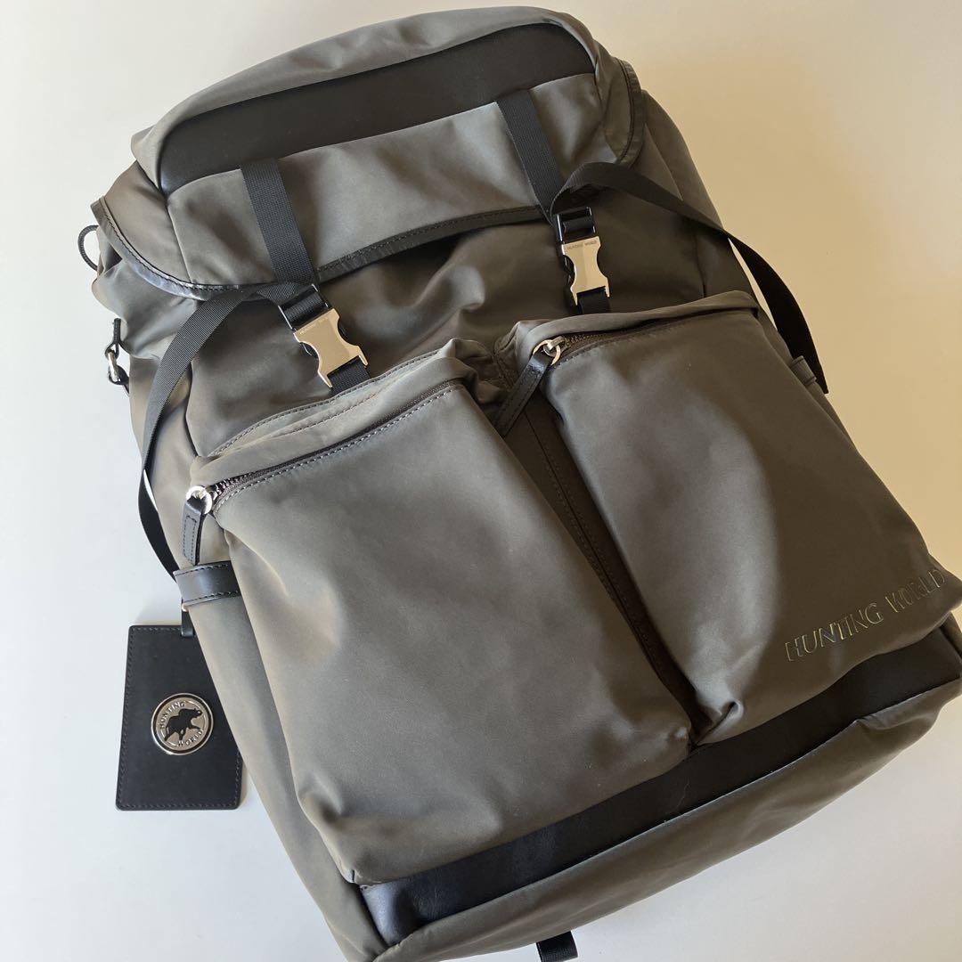 【美品】HUNTING WORLD × AOURE バックパック　グレー