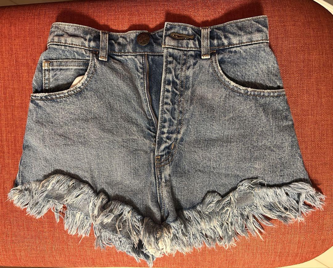 moussy フリンジデニムショートパンツ