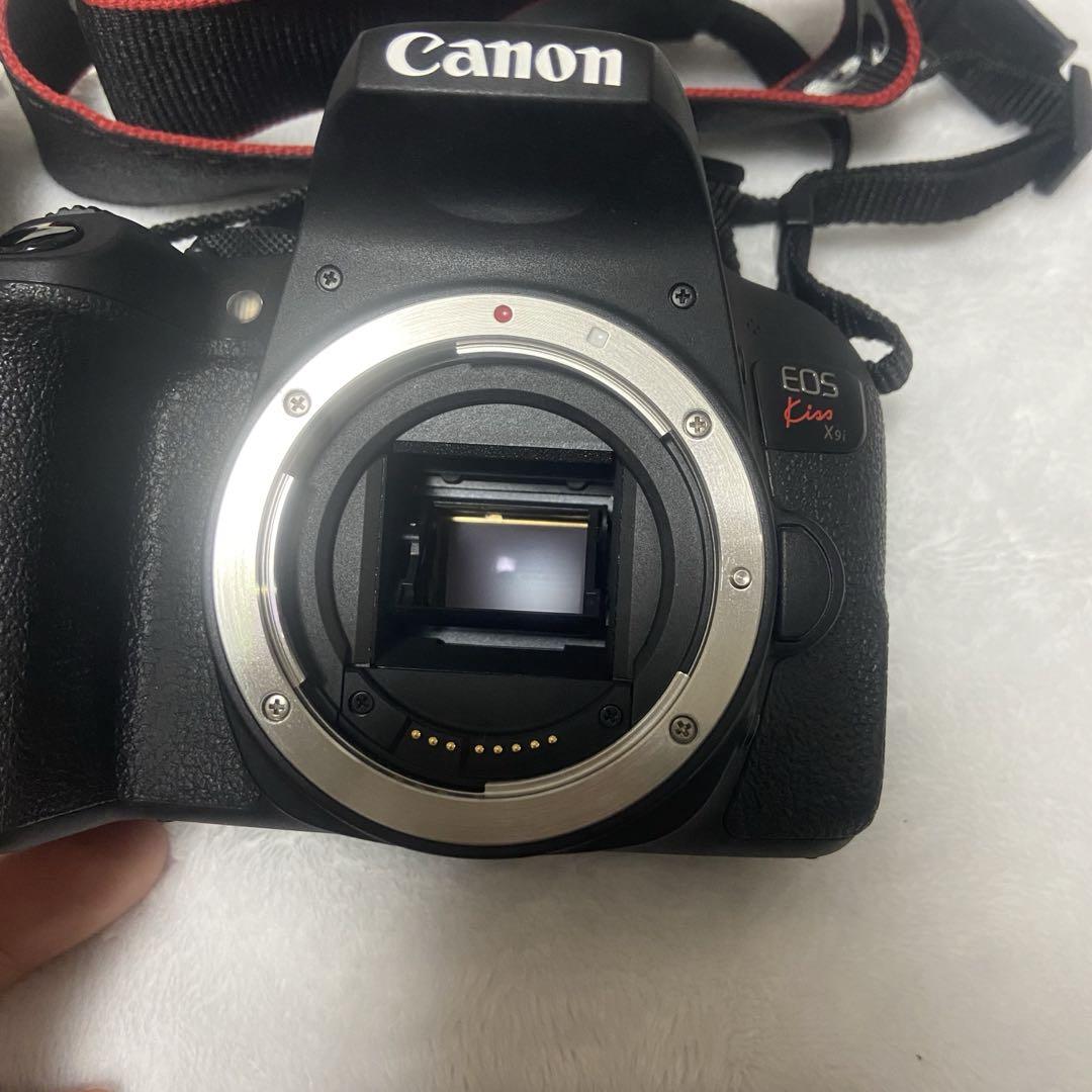 Canon EOS Kiss X9i 純正Wズームレンズセット