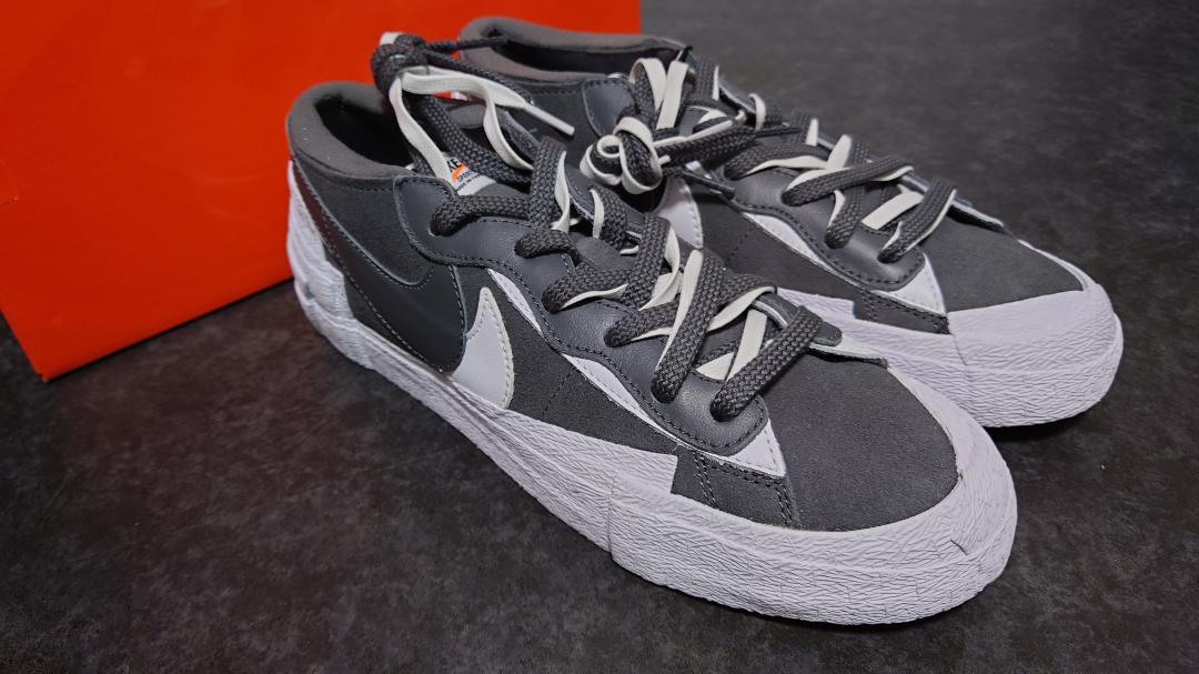 特価セールサイト × SACAI NIKE 27.5cm GREY IRON LOW BLAZER スニーカー 特価セールサイト × SACAI NIKE 27.5cm GREY IRON LOW BLAZER スニーカー