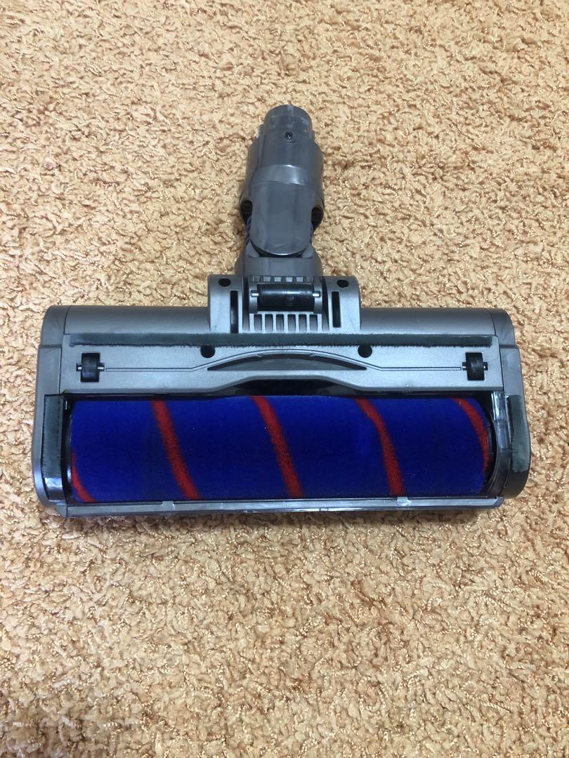 Dyson V8 2台　掃除機 各種アタッチメント付き