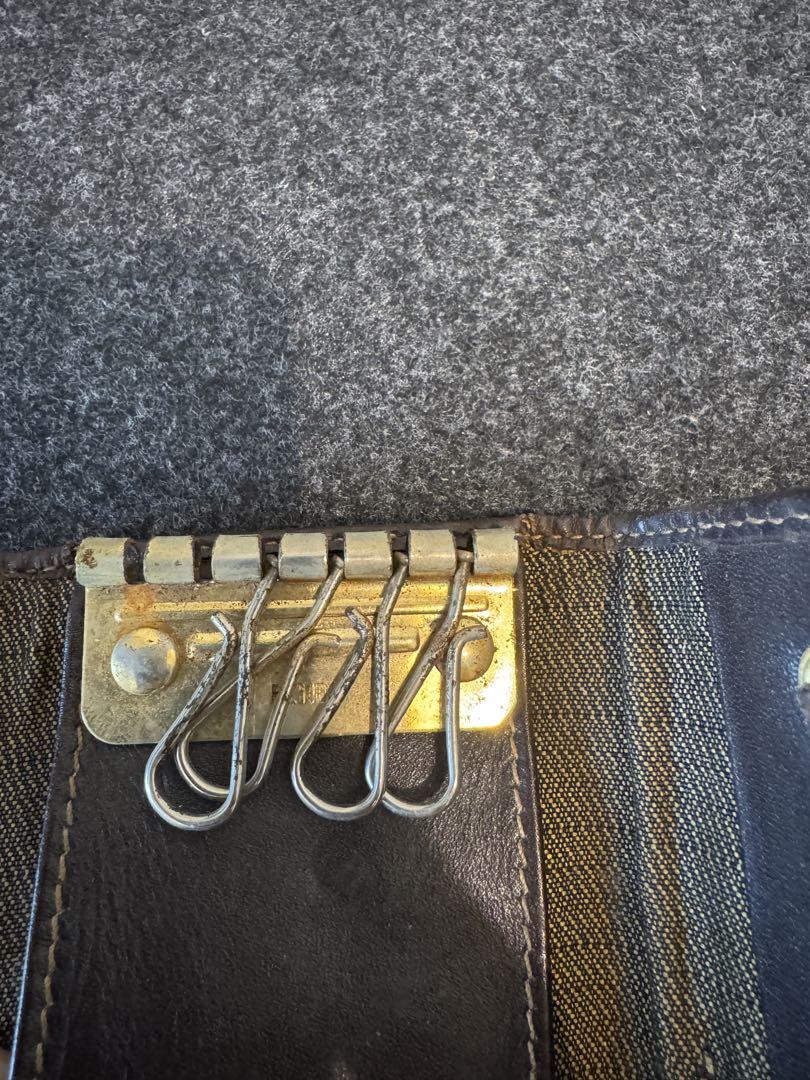 FENDI - FENDI フェンディ ズッカ柄 キャンバス×レザー 6連キー