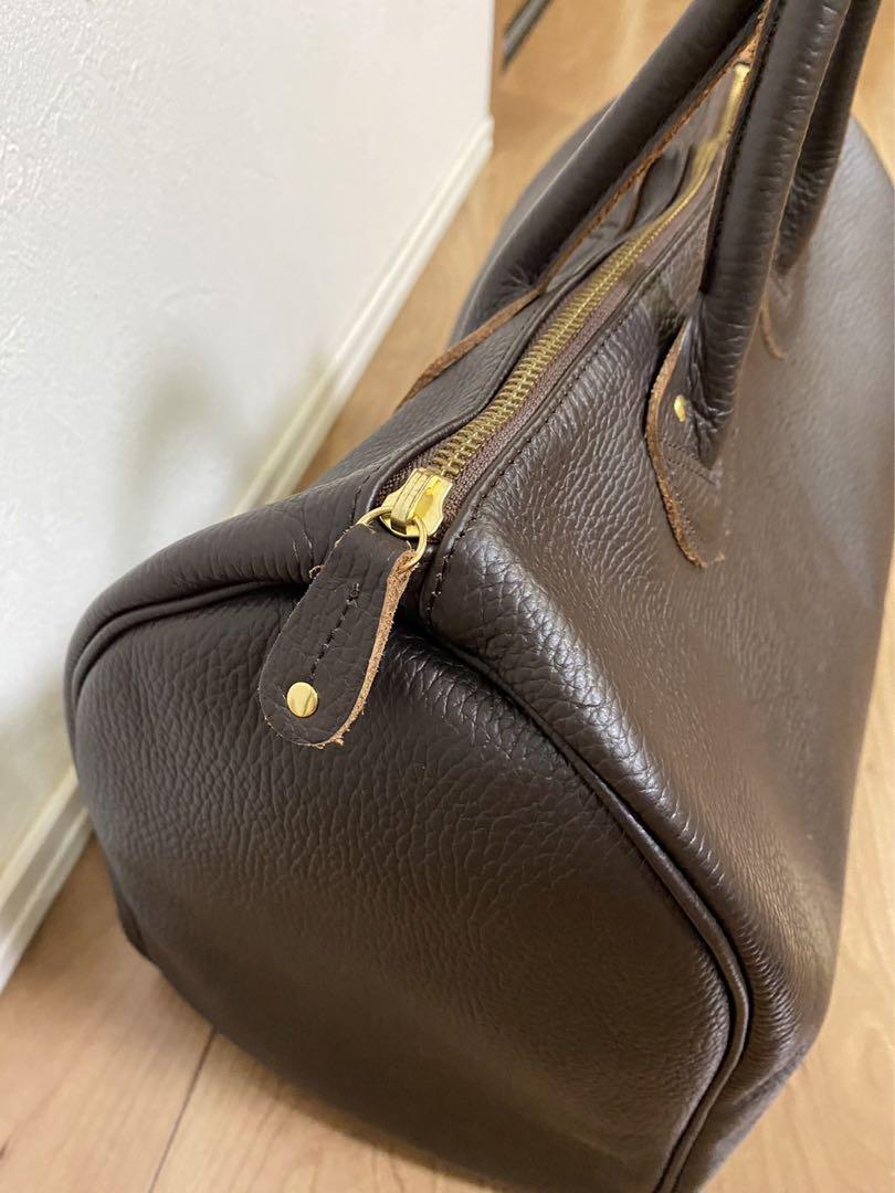 ︎ EMBOSSED