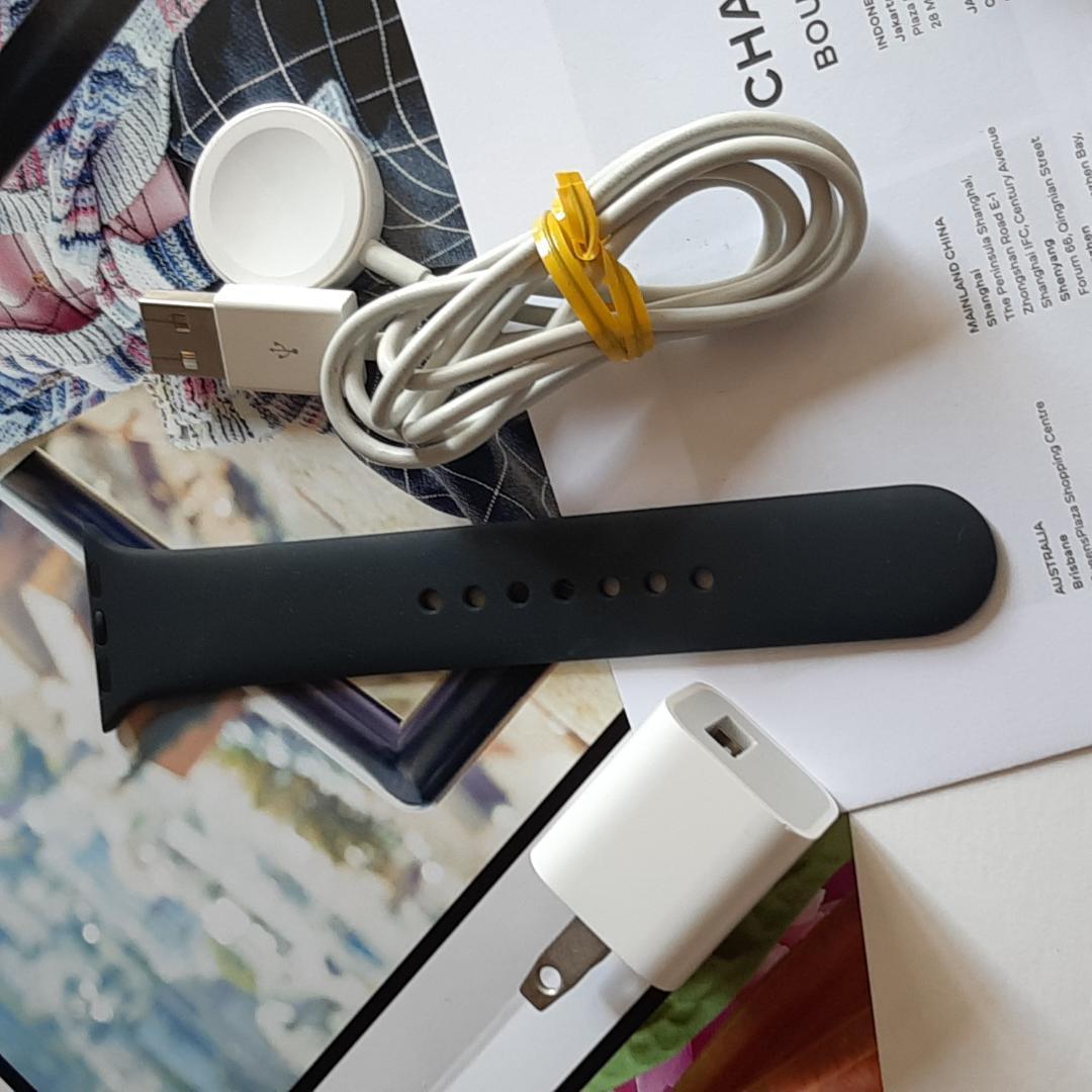 !＝ 40ミリ シリーズ5 アップルウォッチ GPS ＝ Apple Watch