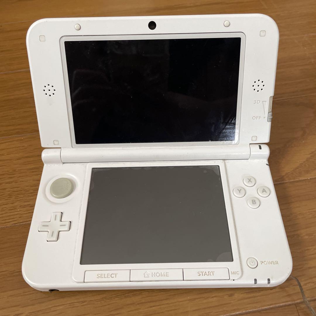 任天堂 3DS LL ホワイト/ライトブルー