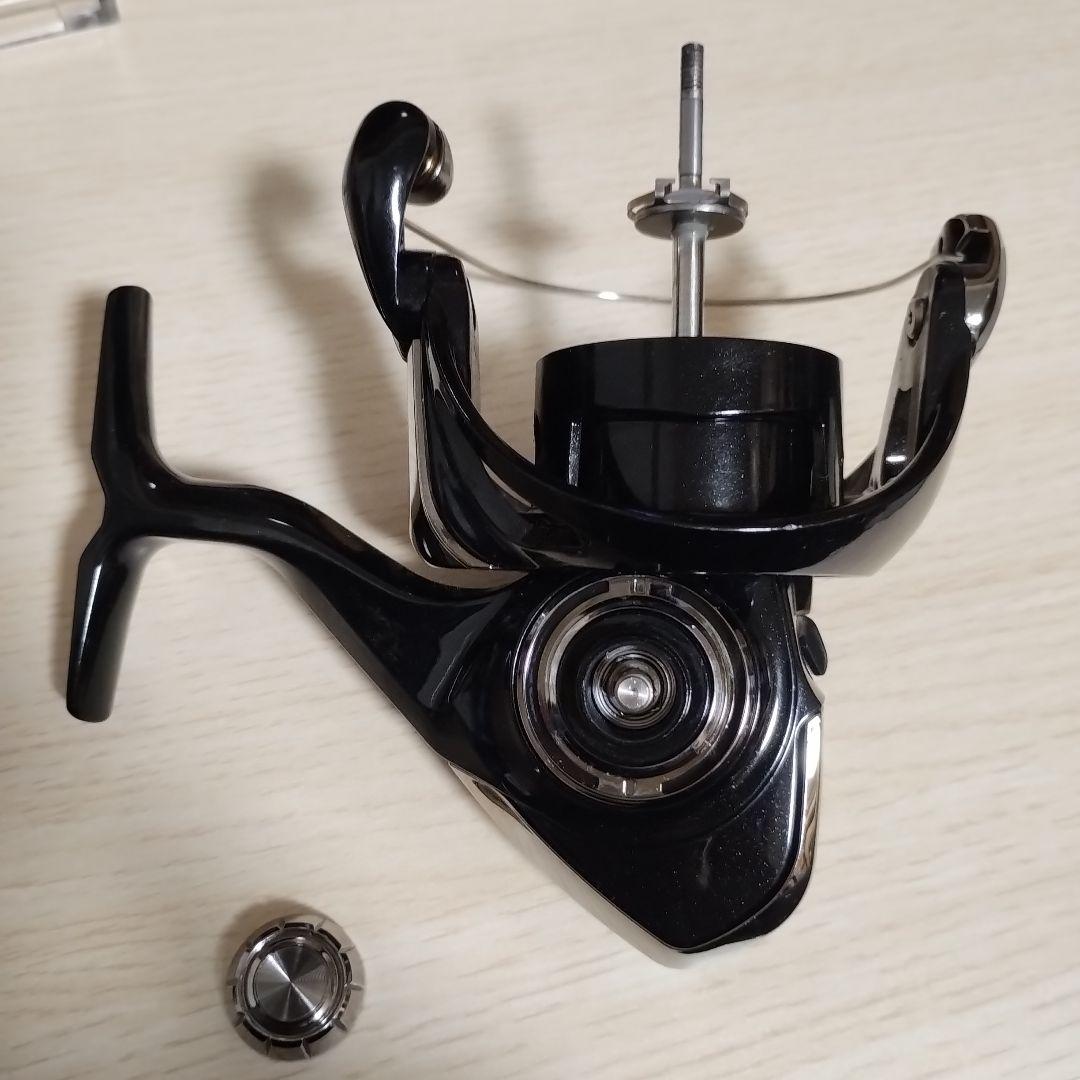 ダイワ 23 レガリス LT6000D-H ボディ 中古品 - メルカリ ダイワ 23 レガリス LT6000D-H ボディ 中古品 - メルカリ