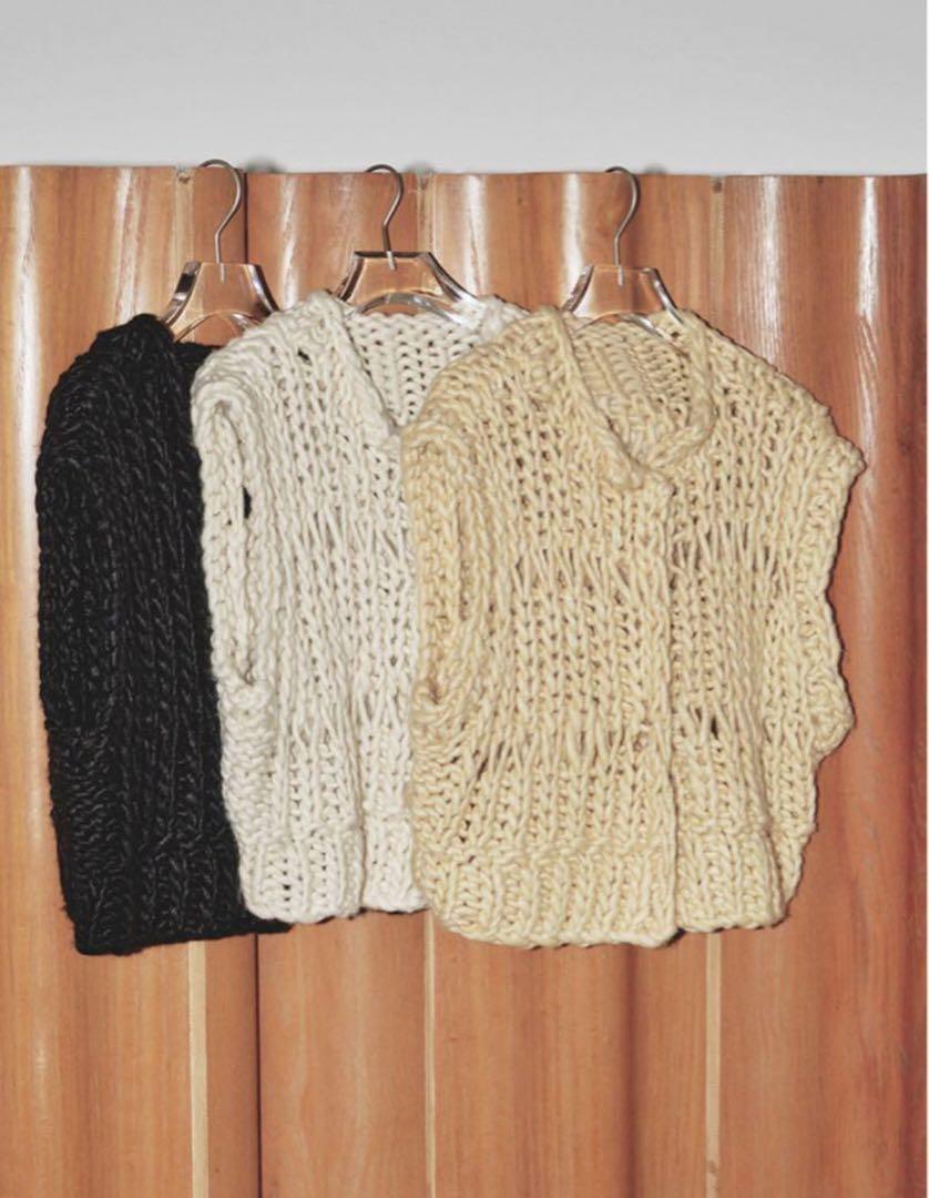 todayful Chunky Hand Knitvest  BK