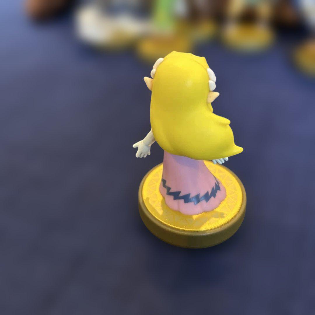 ゼルダ　amiibo 6体セット ゼルダの伝説 amiibo 6体セット リンク ゼルダ姫 - メルカリ
