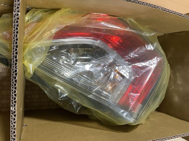 ホンダ シビック ハッチバック FK7：純正 テールゲート