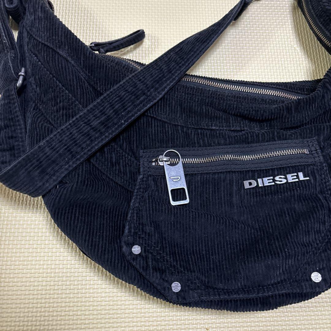 DIESEL ディーゼル ショルダーバッグ スリングバッグ 三日月バッグ Y2K
