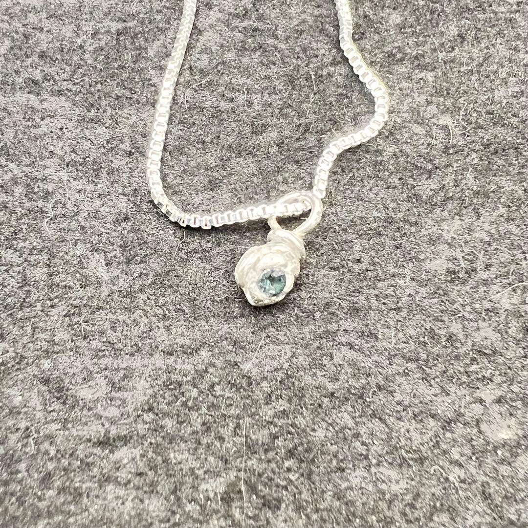 天然アレキサンドライト 純銀ローズモチーフ