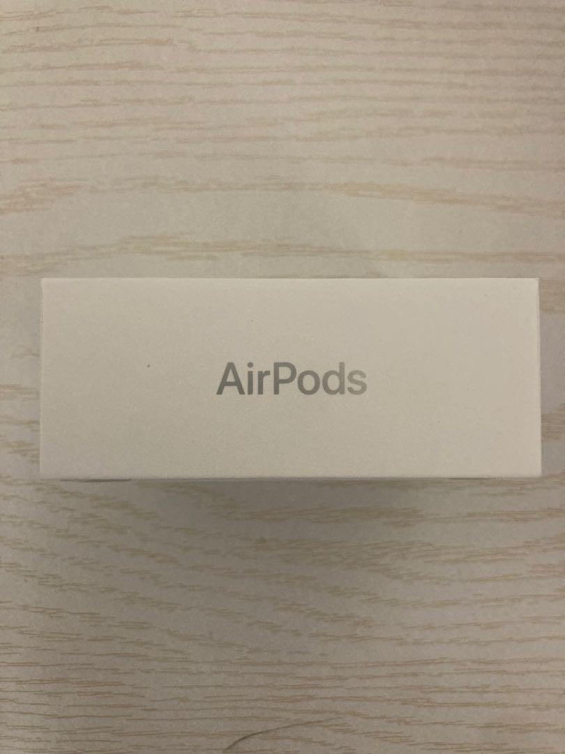 AirPods 4世代　新品未開封　Apple アップル　エアポッズ　イヤホン