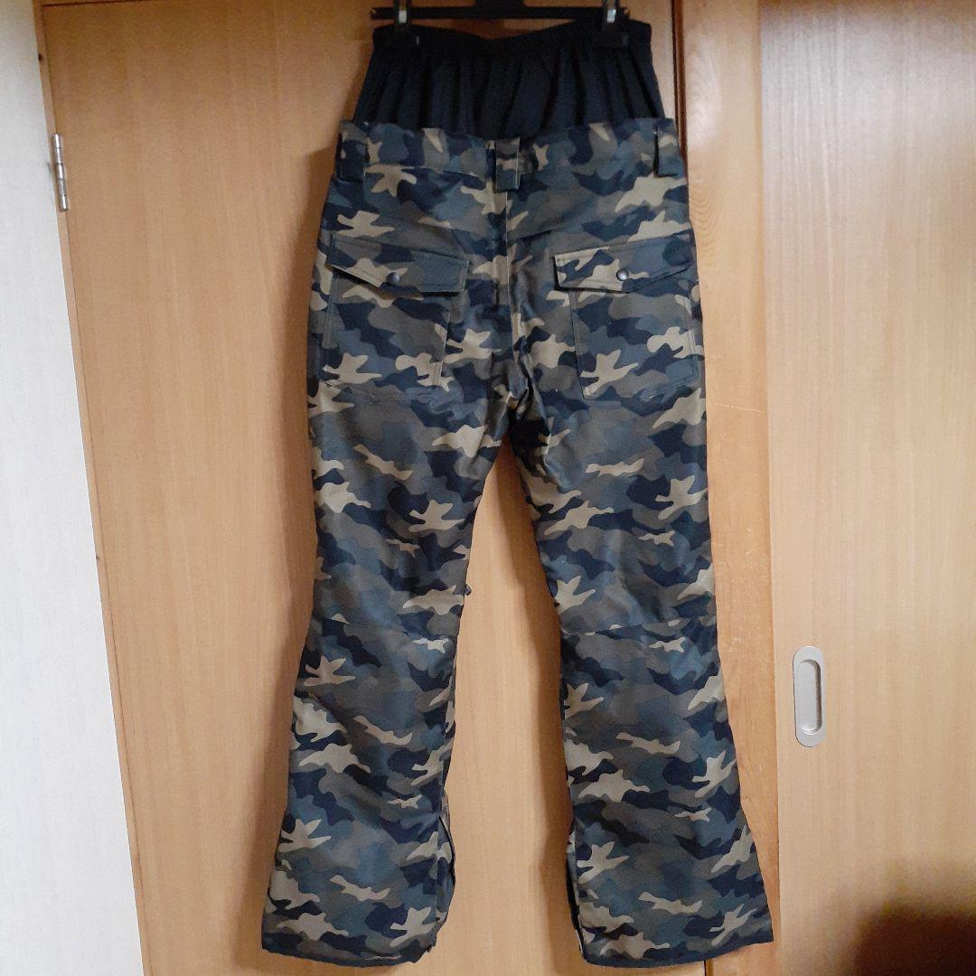 新品 スノーボード Mサイズ 迷彩 ストレッチ