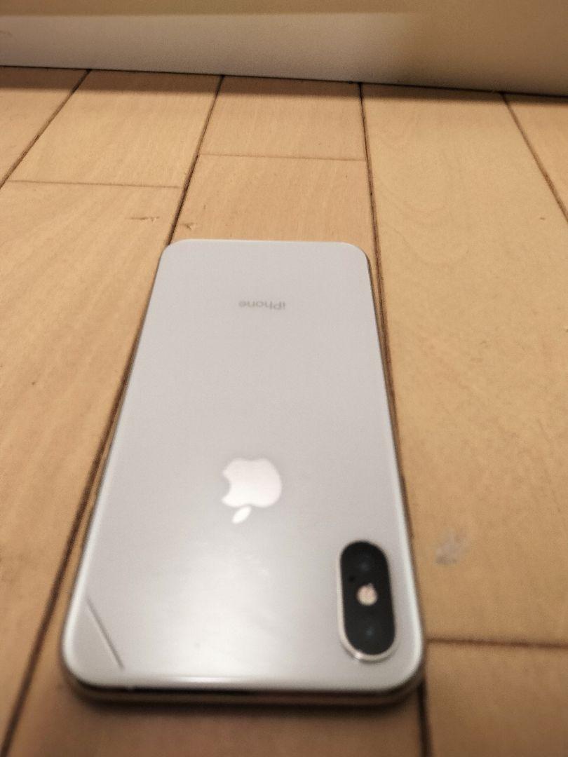 付属品なしiPhone X Silver 256 GB docomo