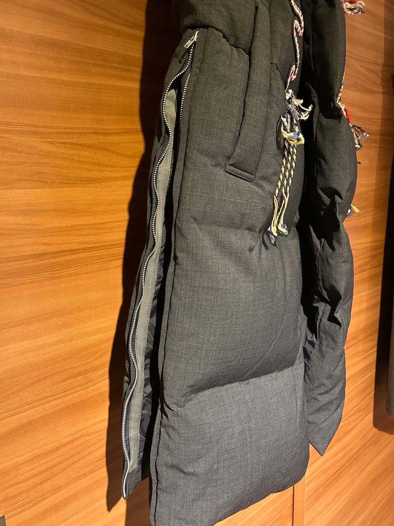 極美品 TOGA PULLA エンブロイダリーダウンコート 極美品 TOGA PULLA エンブロイダリーダウンコート