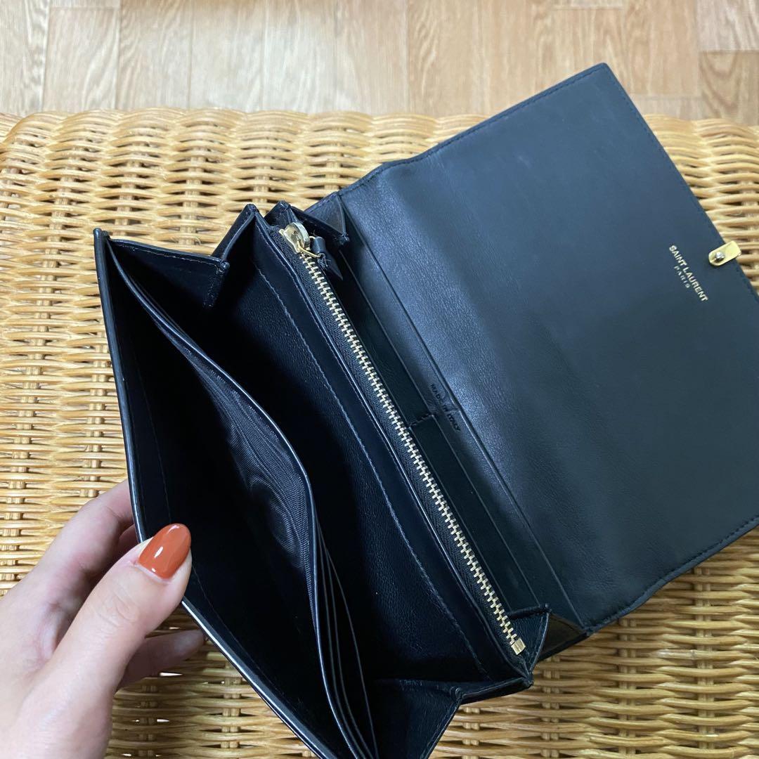 SAINT LAURENT ブラックレザー二つ折り財布 SAINT LAURENT ブラックレザー 二つ折り財布 - メルカリ