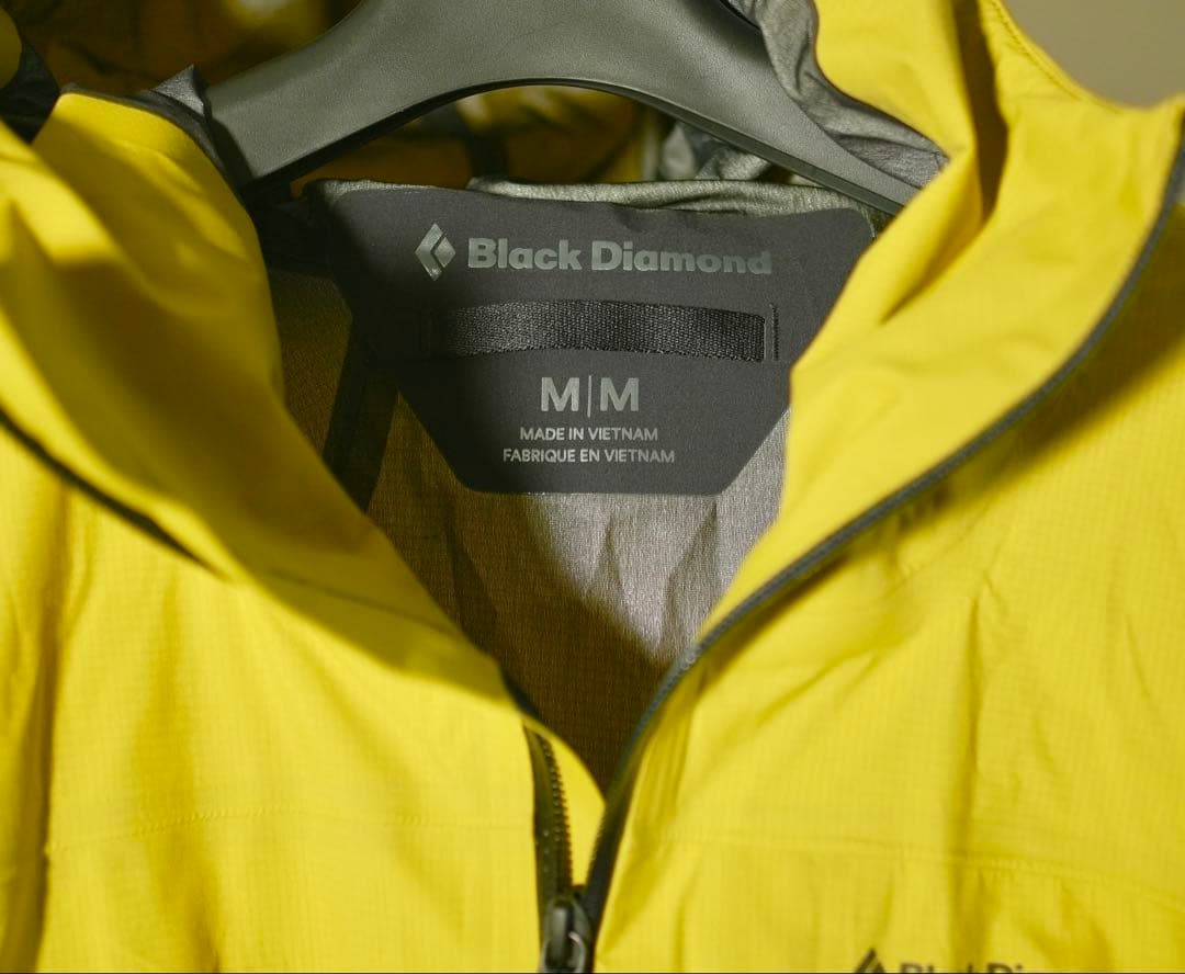 Black Diamond クライミングジャケット 新品 マウンテンパーカー Black Diamond クライミングジャケット 新品 マウンテンパーカー