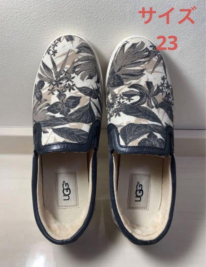 UGGスニーカー未使用品