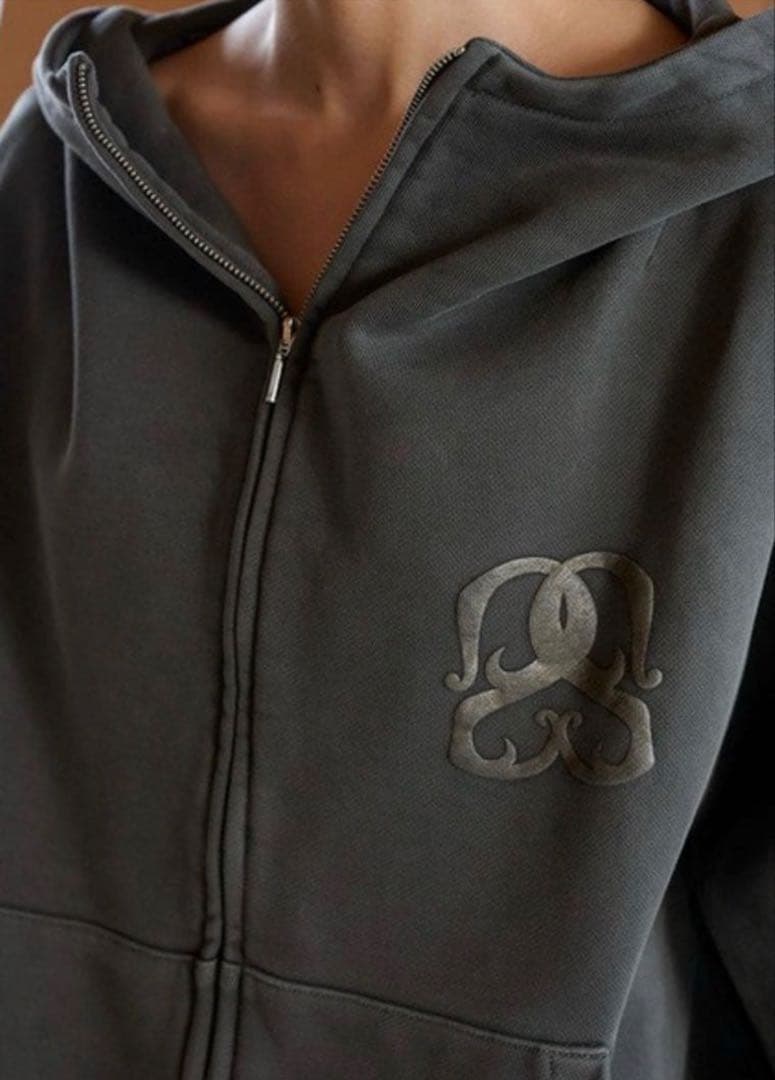 SNIDEL スナイデル ボリュームパーカー FREE ダークグレー SNIDEL スナイデル ボリュームパーカー FREE ダークグレー