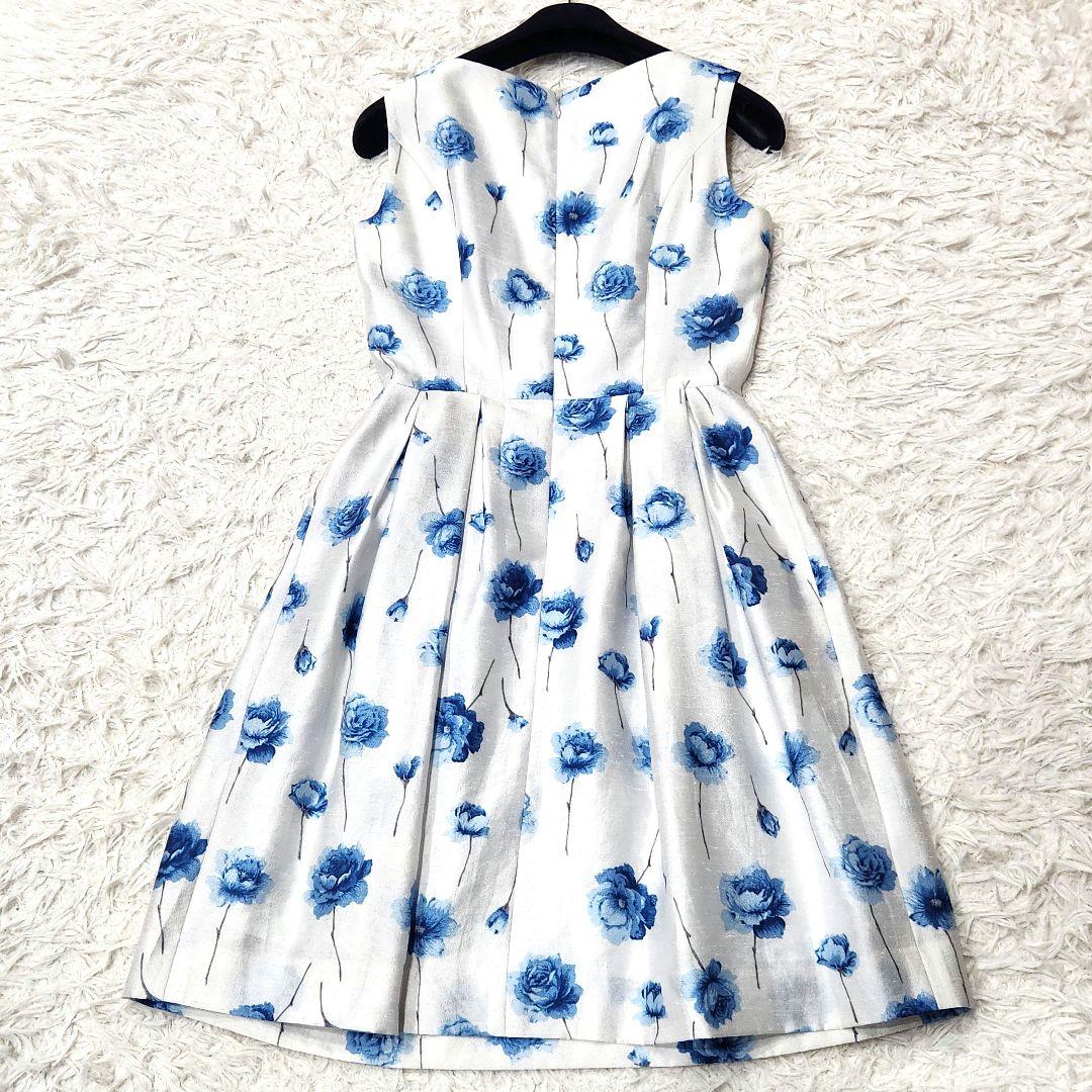 ✨美品✨エムズグレイシー❣️膝丈ワンピース M 花柄 シルバー Aライン ✨美品✨エムズグレイシー❣️膝丈ワンピース M 花柄 シルバー Aライン