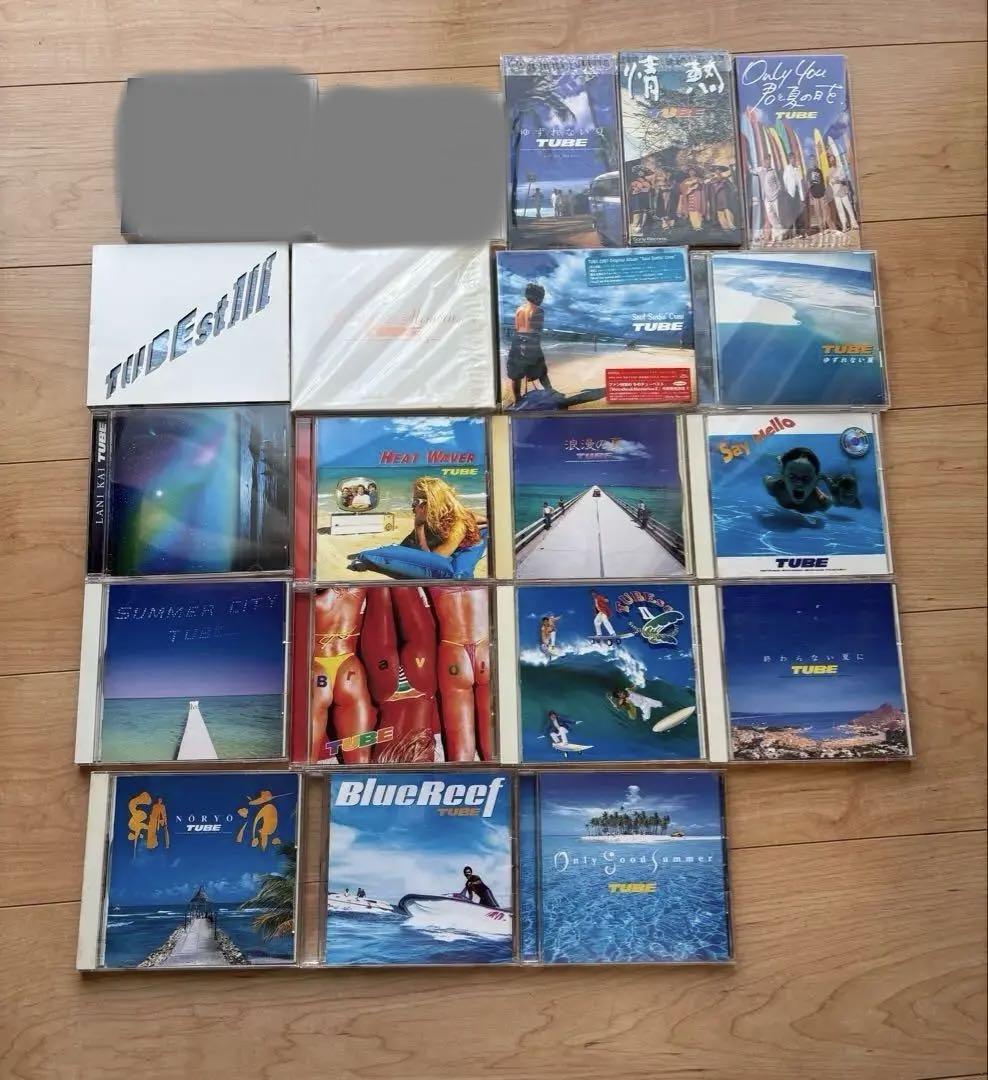 TUBE CD VHS 書籍など 33点セット まとめ売り