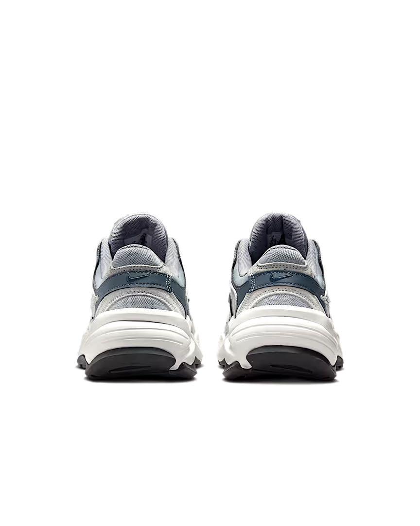 NIKE W AL8 24cm
