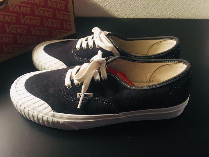 vans military