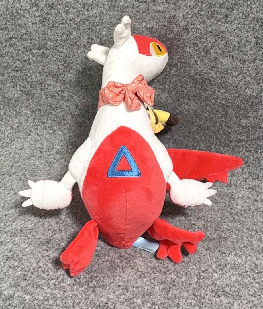 ポケモン ラティアス ラテイオスに乗って旅をするピカチュウ ぬいぐるみ